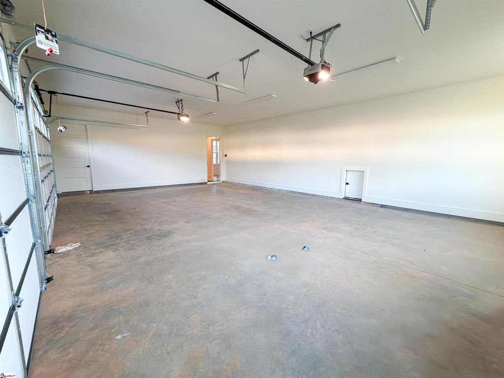 9 Martin Rd — media 35