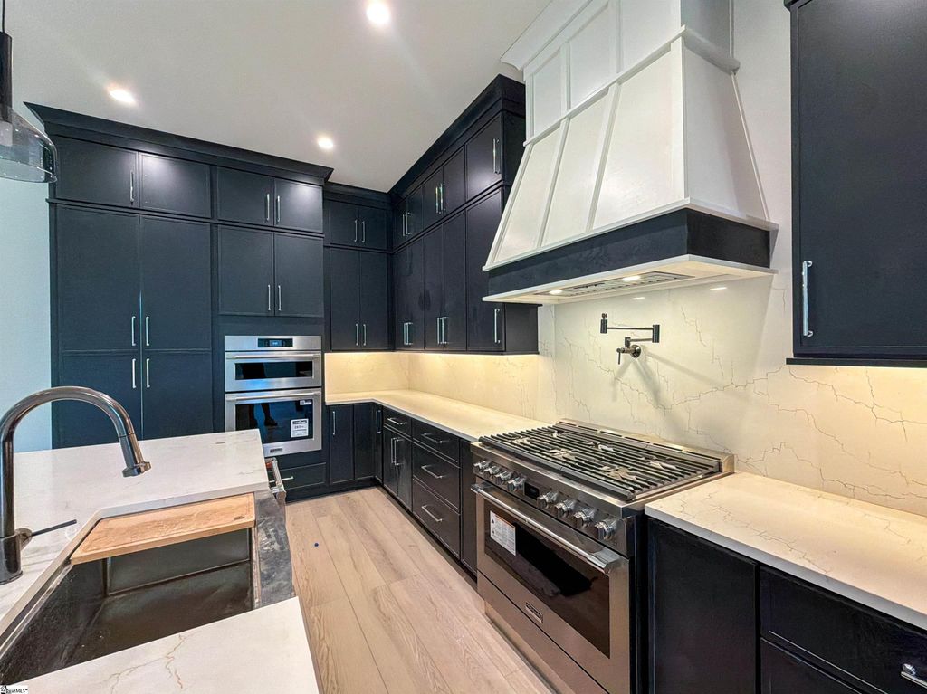 9 Martin Rd — media 12