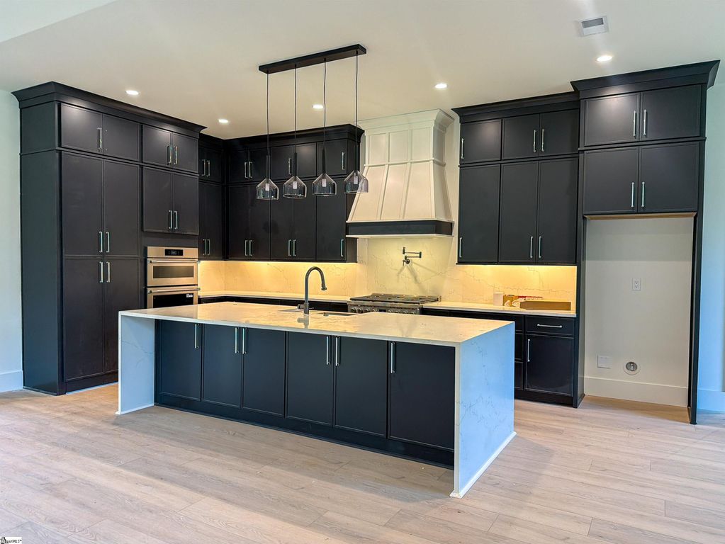9 Martin Rd — media 11
